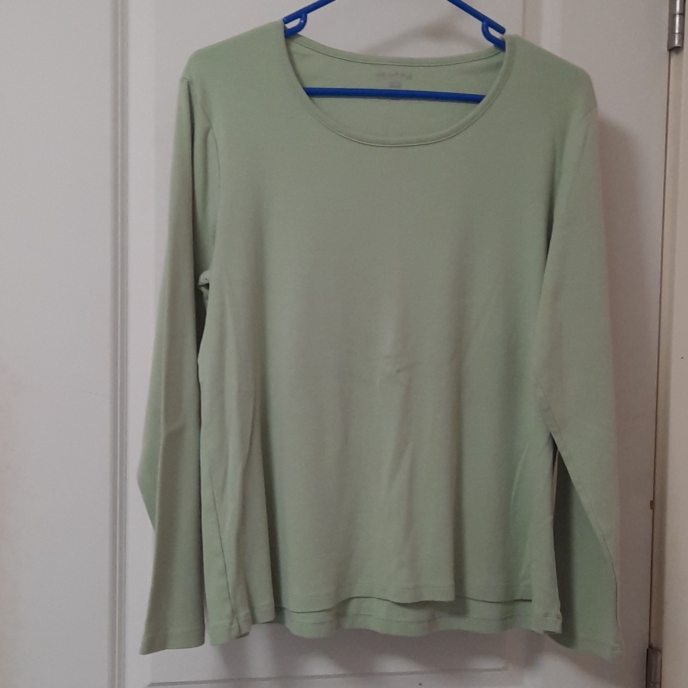 Long-sleeved 100% cotton top